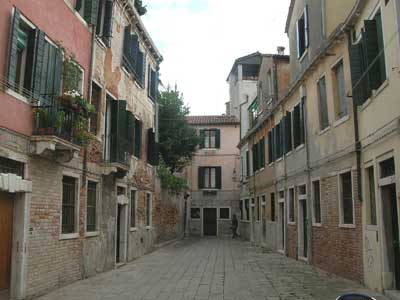 Quiet Venetian courtyard