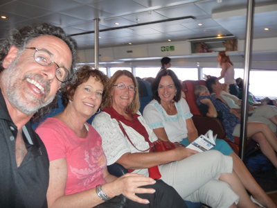 With Robin and Jan on the boat from Heraklion to Santorini 