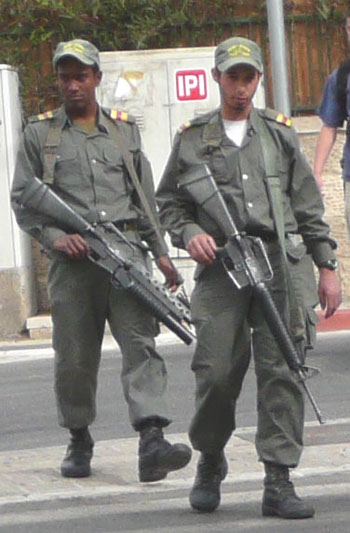 Security on the streets of Jerusalem is heavy today - Bush is coming!!