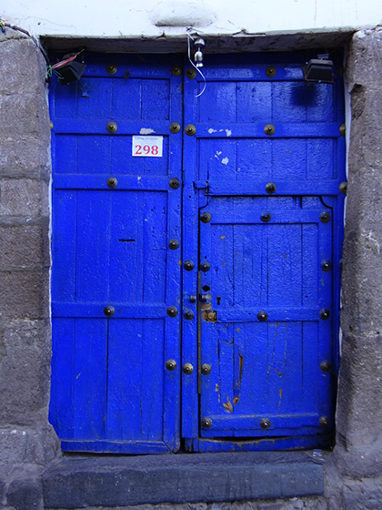 Blue door in Cuzco