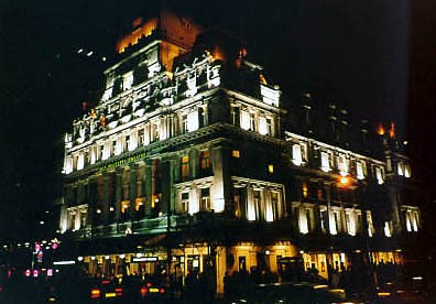 Her Majesty's Theatre, all gussied up for the evening...