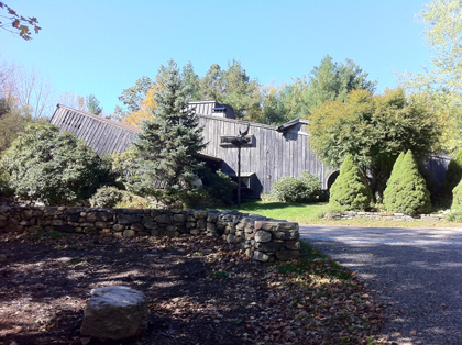 Bruce's unique and magical house on Pole Bridge Road