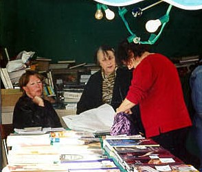 Carol shopping at a street market
